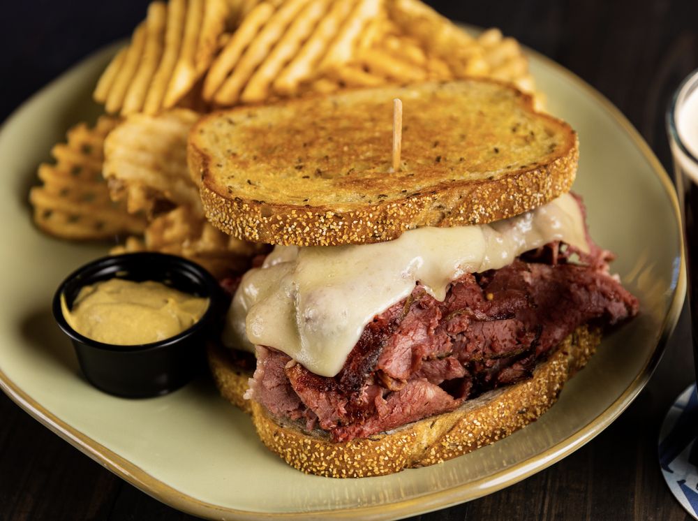 Septembers Taproom & Eatery