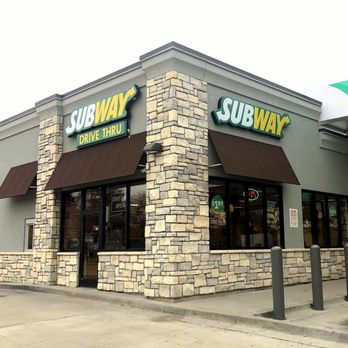 Subway - Restaurant Exterior and Drive-thru - Fast Food Near Me - Kansas City, Kansas
