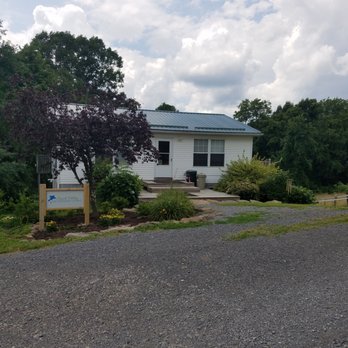 Brook Valley Veterinary Clinic - Veterinarians Near Me - Morgantown, West Virginia Brook Valley Veterinary Clinic - Veterinarians Near Me - Morgantown, West Virginia