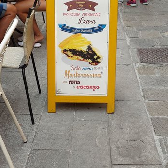 Bar Pasticceria Laura - Outdoor patio sign - Desserts Near Me - Monterosso Al Mare, SP