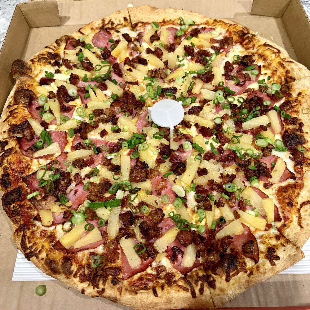 XL Maui Pizza (with customizations)