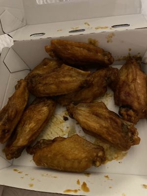 Buffalo Wild Wings by null