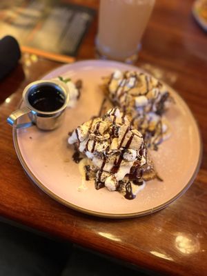 Ruby Red's BBQ by null