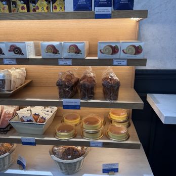 Paris Baguette - Bakeries Near Me - Brooklyn, New York