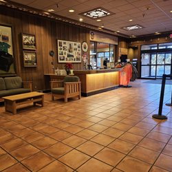 Maswik Food Court - Inside