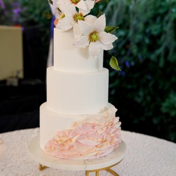 Honey Crumb Cake Studio - A cake from a wedding we did with Carly this last August! - Custom Cakes Near Me - Seattle, Washington Honey Crumb Cake Studio - A cake from a wedding we did with Carly this last August! - Custom Cakes Near Me - Seattle, Washington