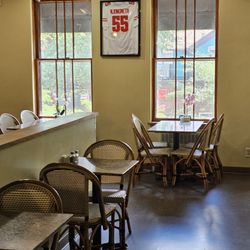 Sunroom Cafe & Machiques Venezuelan Restaurant - Inside