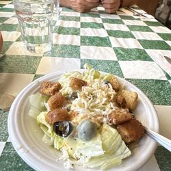 Clarks Restaurant - Fish and fry salad
