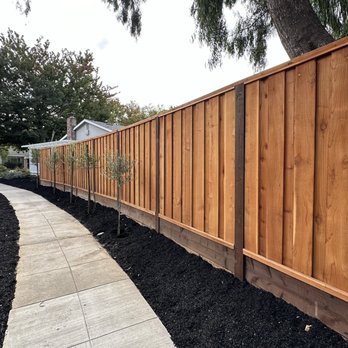 Penglin Landscaping - (after) side yard fence installation - Landscaping Near Me