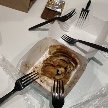 CINNABON - Updated December 2024 - 49 Photos & 51 Reviews - 10065 ...