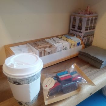 Royale corner cafe - Caramel Latte with Rainbow Cookies - Cafes Near Me - New York, New York Royale corner cafe - Caramel Latte with Rainbow Cookies - Cafes Near Me - New York, New York