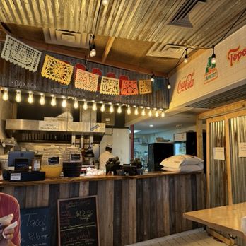 Tacos Los Gordos - Interior - Tacos Near Me - New Haven, Connecticut