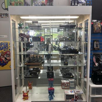 Pastime Legends - Console display - Video Game Stores Near Me - Camarillo, California