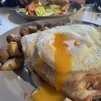 L'atelier de Paris - Croquette Madam and panini - French Near Me - Carlsbad, California