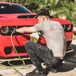 Car Detox - Orlando - Making sure vehicle is completely dry by blowing air to all the gaps