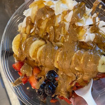Fla Juice & Bowl - Added almond butter to my açaí bowl and it's delicious - Juice Bars & Smoothies Near Me - Jacksonville, Florida