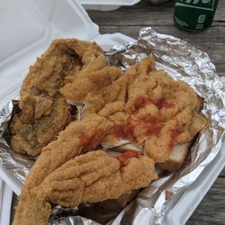 Foote's Fast Food - Fried trout "sandwich" - Delicious