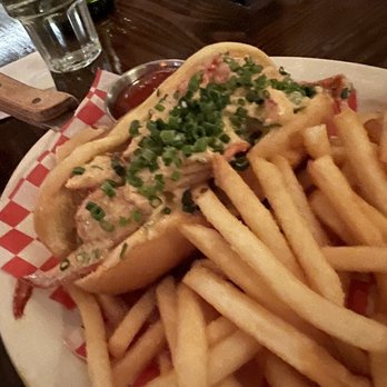 Found Oyster - Lobster Bisque Roll - Seafood Near Me - Los Angeles, California Found Oyster - Lobster Bisque Roll - Seafood Near Me - Los Angeles, California