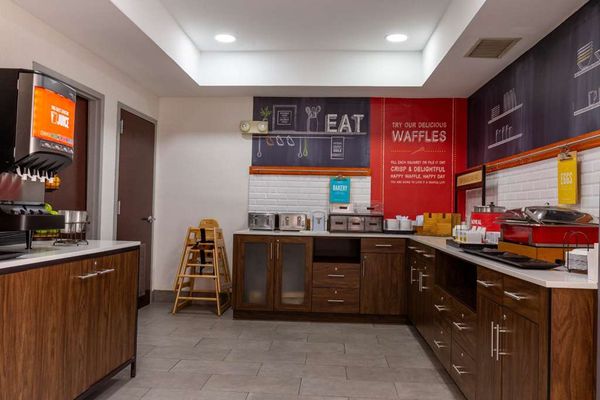Hampton Inn East Windsor by null