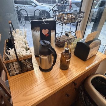 Dollop Coffee - Cafes Near Me - Chicago, Illinois
