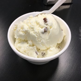 Sugar Mama's - Butter Pecan - One scoop - Desserts Near Me - Fairfax, Virginia Sugar Mama's - Butter Pecan - One scoop - Desserts Near Me - Fairfax, Virginia