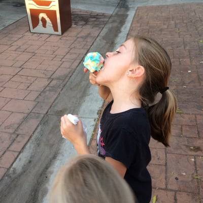 Crystal's Cakes & Cones by null