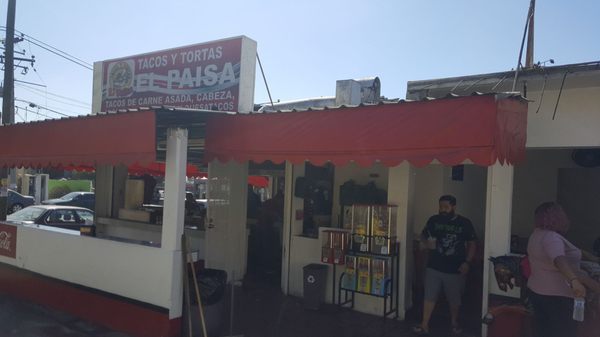 El Paisa Tacos by null