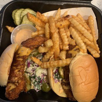 Dave's Hot Chicken - Dave's #2 2 Sliders w/ Fries - Chicken Shop Near Me - Clackamas, Oregon