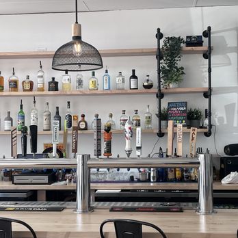 Humboldt Haus Sandwich Bar - Bar attached - Sandwiches Near Me - Chicago, Illinois Humboldt Haus Sandwich Bar - Bar attached - Sandwiches Near Me - Chicago, Illinois