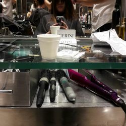 Cerini - Durante: Patricia cortando.