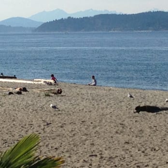 Alki Beach Park - Alki Beach on Puget Sound - Parks Near Me - Seattle, Washington