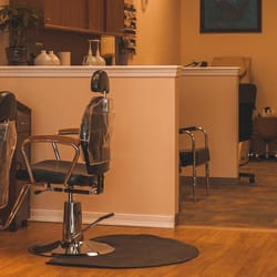 Reena Salon