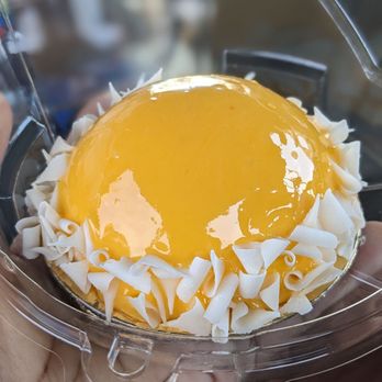 SK Confectionery - Mini mousse cake - Desserts Near Me SK Confectionery - Mini mousse cake - Desserts Near Me