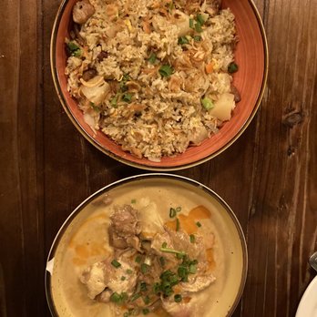 Dagon - Pineapple fried rice and Chicken curry - Burmese Near Me - Honolulu, Hawaii