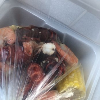 Mad Crab - Seafood Near Me - Oak Park, Michigan