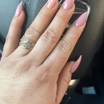 Best Nails & Spa - Nail Salons Near Me - El Monte, California