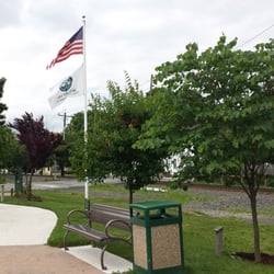 Dumont Arboretum - Tree City USA Flag