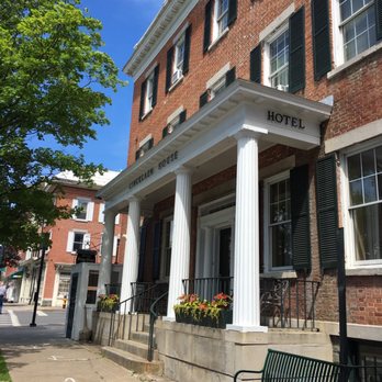 Lincklaen House - Burgers Near Me - Cazenovia, New York