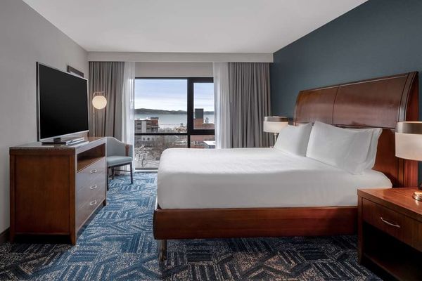 Hilton Garden Inn Burlington Downtown by null