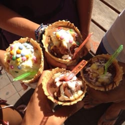 A Tutto Yogurt - Vi mostro 4 delizie, ognuna diversa dall'altra! 2,50 euro e ci danno questa bestia!