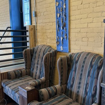 hemlock bazaar - Sit down a relax - Coffee & Tea Near Me - Ellijay, Georgia