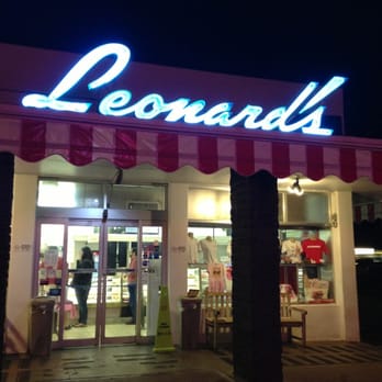 Leonard's Bakery - Outside - Bakeries Near Me - Honolulu, Hawaii
