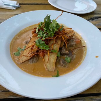Silli Kori - Massaman Curry - Thai Near Me - Chicago, Illinois