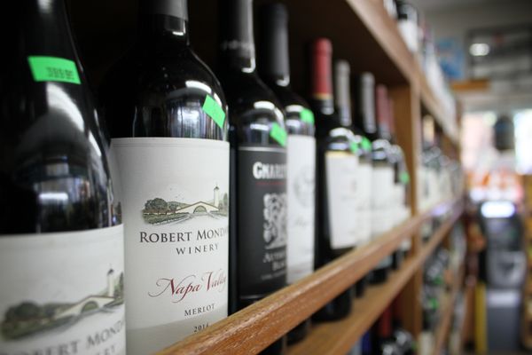 Town Country Market - Sake, Fruits, Beer, Pharmacy, Bakery, Wine, Alcohol, Spirits by null