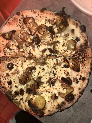 Falora Pizza by null