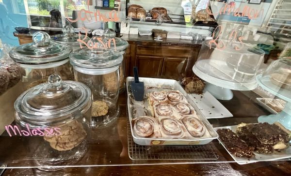 The Mixing Bowl by null