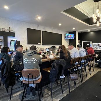Corner Kitchen - Bar - Diners Near Me - New Lisbon, Wisconsin