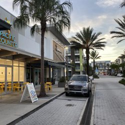 Pacific Counter - Outside of The restaurant, some parking on the street and nice area to sit