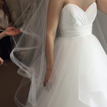 Chic Parisien - Lovely princess ball gown - Bridal Near Me - Coral Gables, Florida