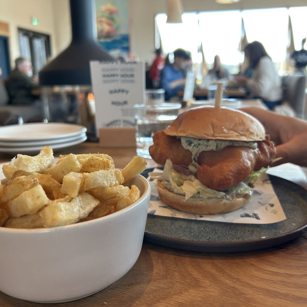 Four Winds Brewery - Burger - Breweries Near Me - Delta, British Columbia